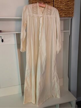 Vintage cotton Victorian style nightgown